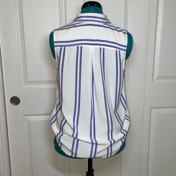 Beachlunchlounge Collection Sleeveless blouse - Picture 3 of 4